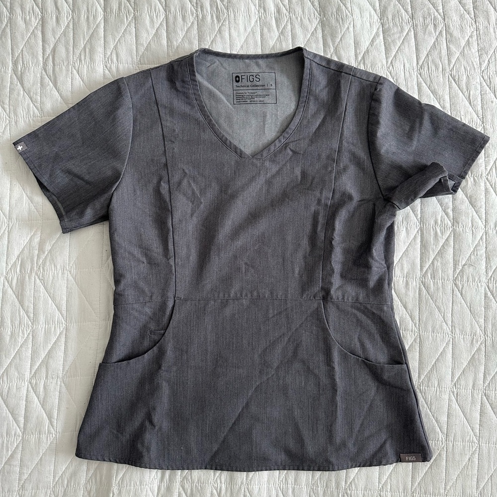 FIGS Graphite Sweatshirt Pocket Scrub Top Small